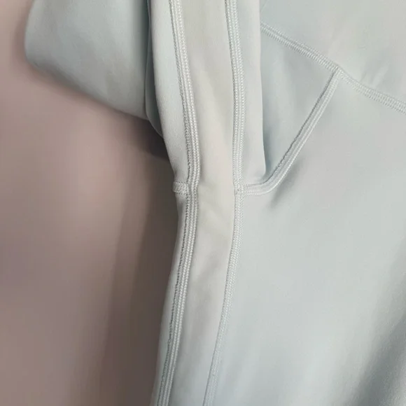 Lululemon Align High-Rise Pant 25" Icing Blue Size 4 - Picture 3 of 6